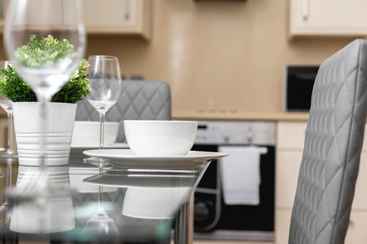Apartament Skyvillion - Lovely 2-bed Central *